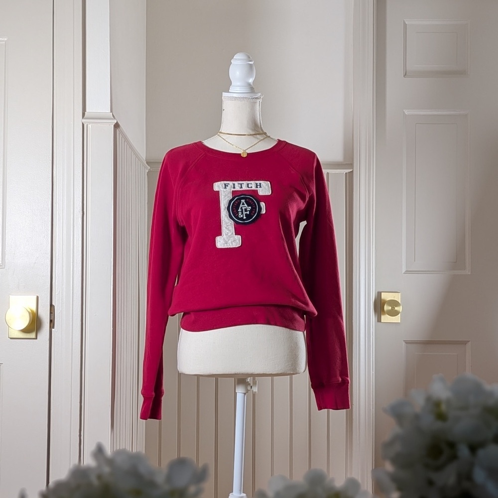 Abercrombie & Fitch Red Burgundy Logo Crewneck Sweatshirt Size M